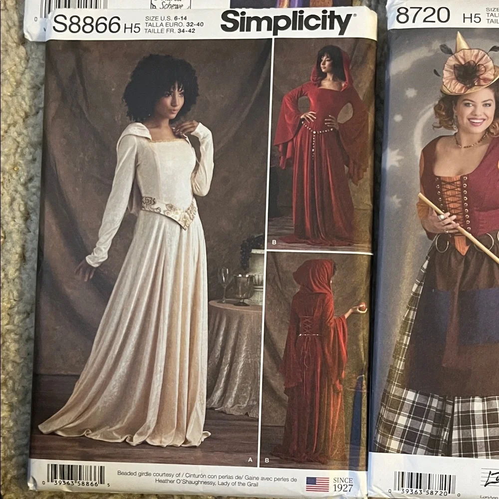 Simplicity Women’s Costume Pattern Collection - Picture 5 of 13